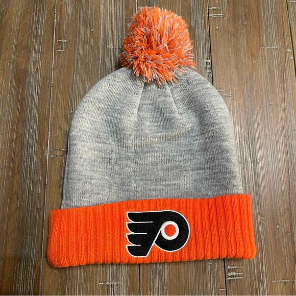 Philadelphia Flyers NHL beanie hat - Picture 1 of 2